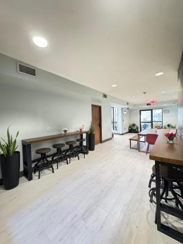 Madison Hotel | Valued Stay Aloha