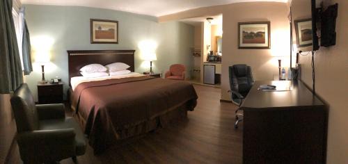 Bethel-Danebo Hotel | ValueInn Eugene - Airport