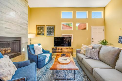 Tucson House | Ventana Vista 2230