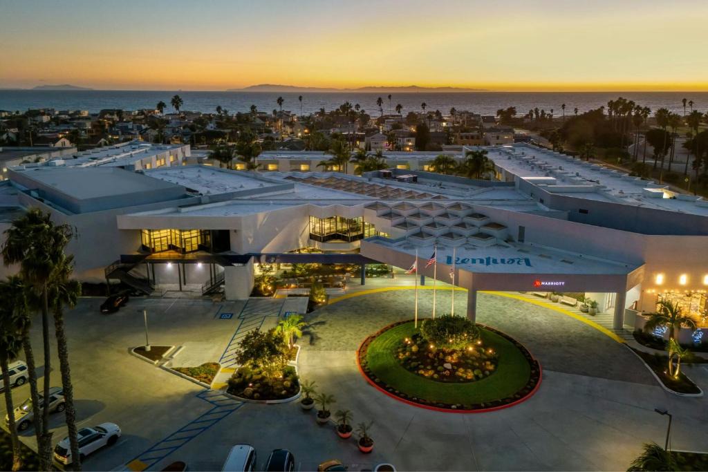 Pierpont Bay Hotel | Ventura Beach Marriott