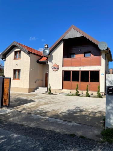 Kolasin House | Vila&Apartments Helena