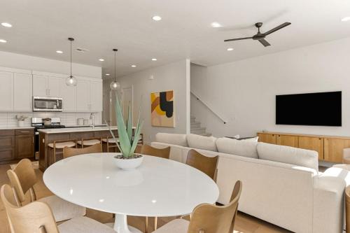Bloomington Apartment | Villa #44 at Bloomington Country Club