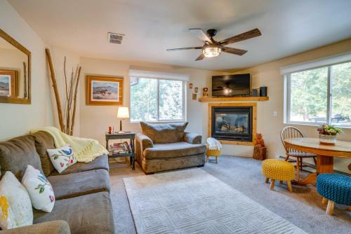 Frisco House | Walk to Frisco Main St: Townhome Steps to Trail!