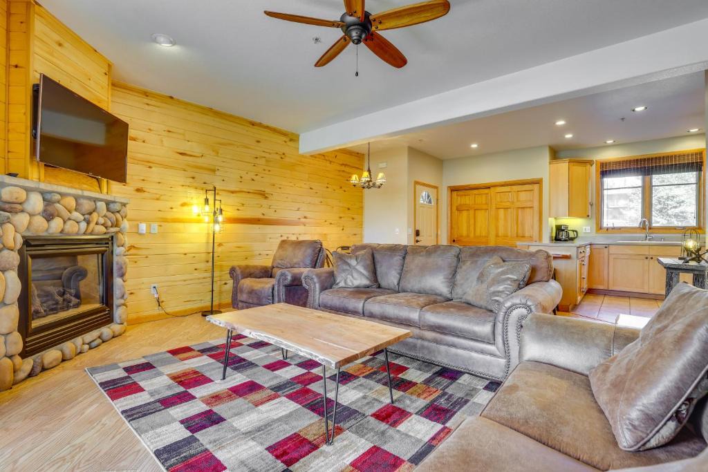 Grand Lake House | Walk to Main Street: Grand Lake Condo w/Patio