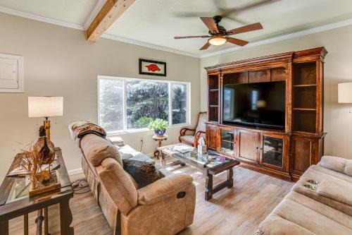 Oacoma House | Walk to River: Oacoma Home w/Dog-Friendly Yard!