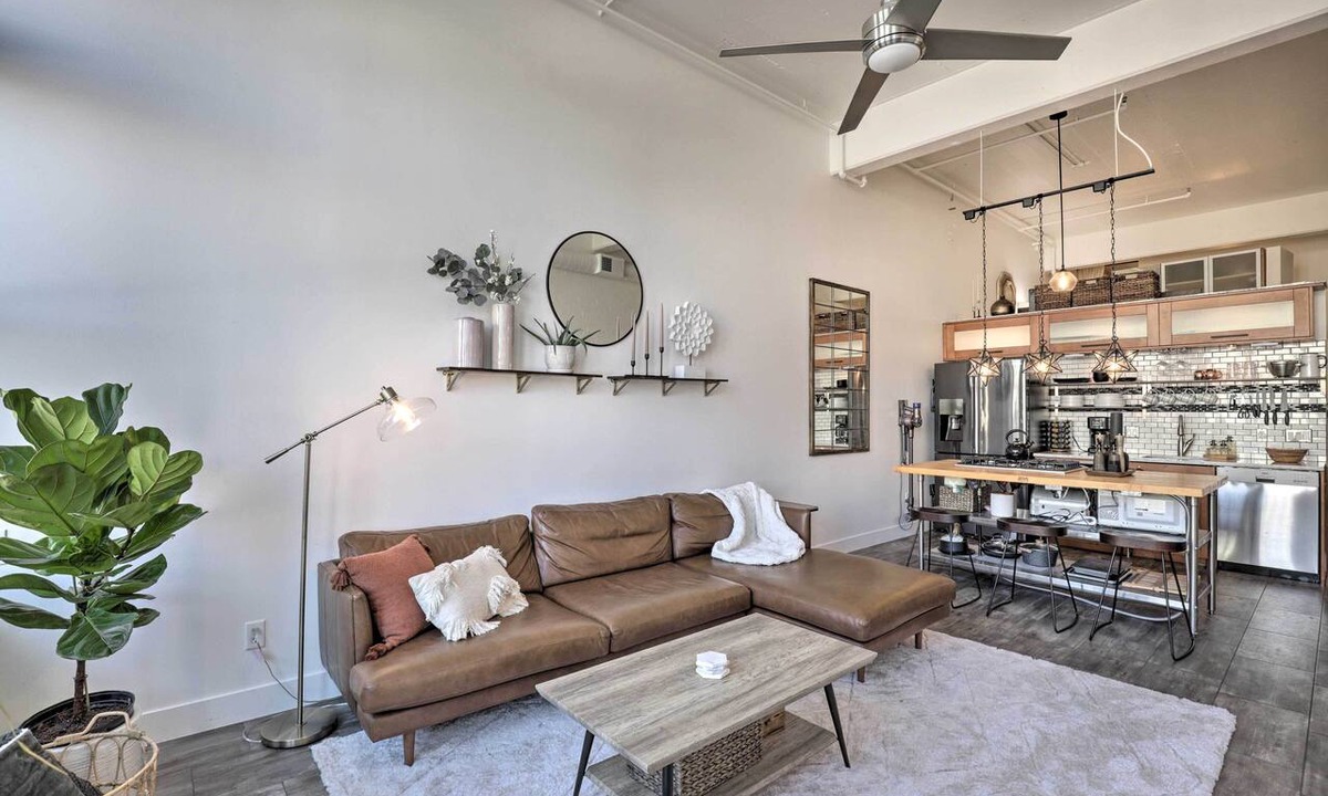 Rio Grande Condo | Walk to Shops! SLC Dtwn Studio Loft w/Patio