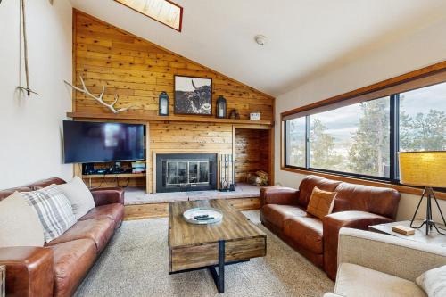 Fraser House | Wapiti Townhouse 3