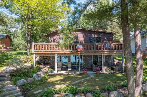 Pequot Lakes House | Waterfront Cabin with Bunkhouse