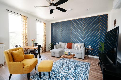 Buena Vista House | Windbird Mountain Retreat STR-300