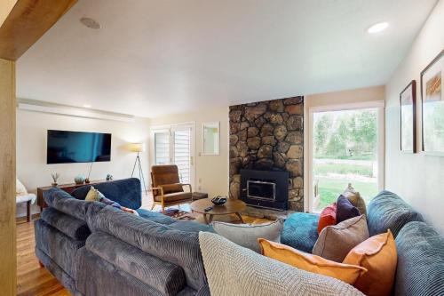 Jackson House | Wister F