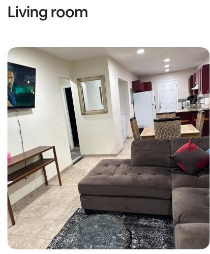 Rose Park House | Wonderful House close to airport