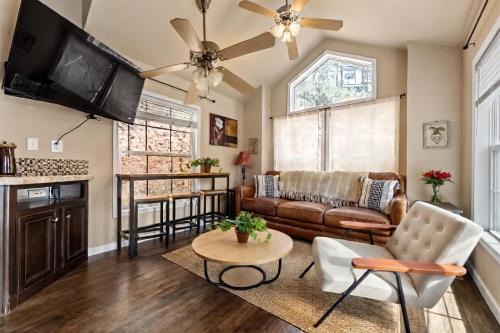 Woodland Park House | Woodland Peak Tiny Lodge