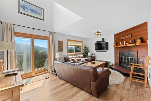 Wildernest Villa | Woodworks Townhomes #6709