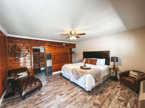 Flagstaff Bed & Breakfast | Woody Mountain Bed & Breakfast