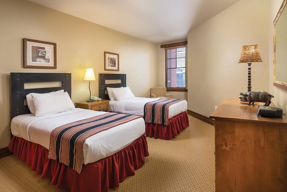 Park City Resort | Worldmark Park City luxury 2 Bedroom Deluxe Suite. Stunning views.