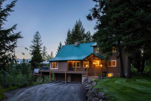 Star Valley Ranch House | Wyoming Cabin w/Hot Tub & Mountain-View Deck