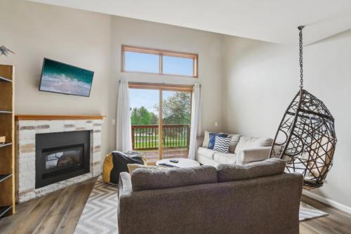 Lake Delton House | Your Boho Retreat At Tamarack Resort