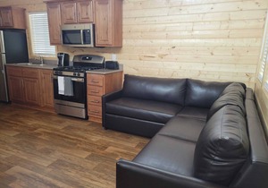 077 Tiny Home near Grand Canyon South Rim Sleeps 8