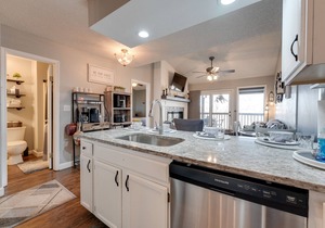 1 Mi to Silver Dollar City: Branson West Condo