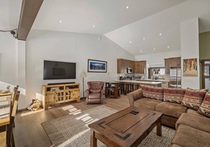 2 Bedroom 3 Bath Condo with Western Charm near The Village