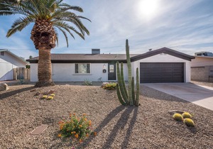 3 bed, 2 bath Newly Remodeled House in Old Town Scottsdale