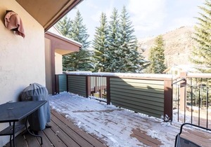 3-Bedroom Meadow Creek Townhome
