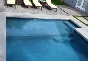 Amazing 4 bed/3 bath, minutes to Old Town Scottsdale! Heated Pool and Spa!