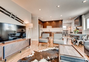 Amazing Modern Mountain Condo - Heart of Frisco