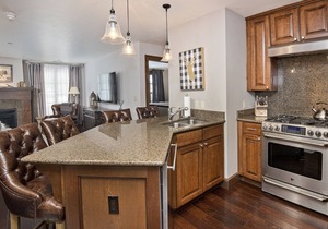 Ascent Condo 111 | Avon, CO 2BR | Indoor Pool & Free Ski Shuttle