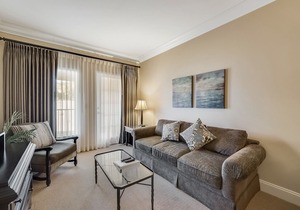 Beautiful 1 Bedroom at Lake Las Vegas Resort Community
