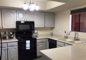 Beautiful Anasazi Village Condo-Close to Shopping, Dining, Golf