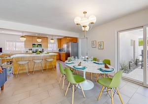 Classic, mid-century modern home w/mtn views, private pool and spa - dogs OK