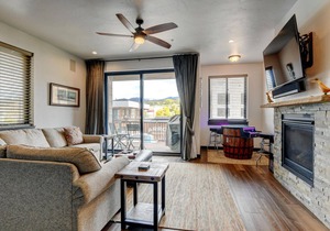 Downtown WP Penthouse 282 I Private Rooftop Hot Tub I Views I Bunk Room I Discounted Attractions