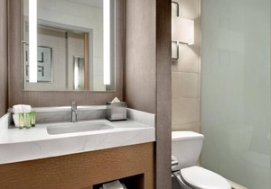 Dream Vacation! Vegas Strip, Pools, Onsite Game Room & Casino, Free Parking!