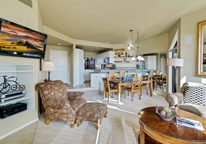 Enjoy Deschutes River Views from Beautiful 2-Bedroom Mt. Bachelor Village Condo
