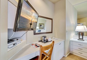 Enjoy Deschutes River Views from Beautiful 2-Bedroom Mt. Bachelor Village Condo