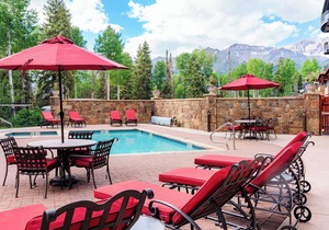 Family-Friendly 2-Bedroom Condo Tucked in the Woods