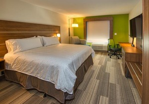 Holiday Inn Express Hotel and Suites Lincoln Airport