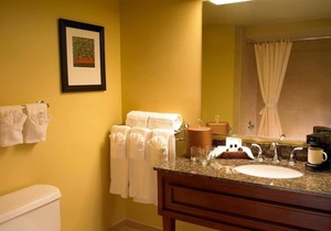 In the Middle of It All! 4 Spacious Units, Game Rooms, Casino, Onsite Dining!