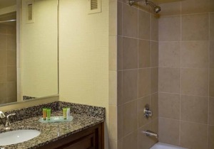 In the Middle of It All! 4 Spacious Units, Game Rooms, Casino, Onsite Dining!