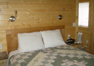 Lake Minden Camping Resort Cottage 3