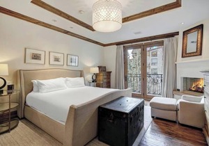 Luxury 2BR Arrabelle residence - ski in/ski out in Lionshead, rooftop pool & spa