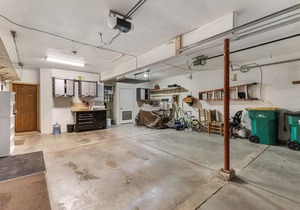 Luxury Home-Walk to everything in Frisco. Hot tub, ski, fireplace 3BD, 3.5BA
