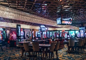 Luxury Resort & Casino