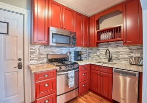 Luxury Studio Flat in Downtown Newberg - Suite #4