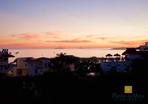 "Marietas", One bedroom Apartment. You can walk to Beach and Restaurants.