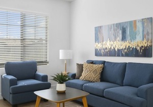 Modern 1BR Condo in Zone Luxe with Gym & Pool