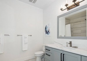 PURE SUITES 2 Bed Downtown Phoenix Gym Pool Grills Parking