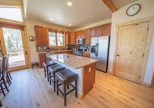 Spacious Alpine Retreat | Pool, Hot Tubs & Views