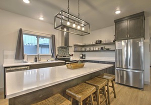 Stunning Townhome 23 at Waterdance-Indoor/Outdoor Pool & Rec Center, Sleeps 16!